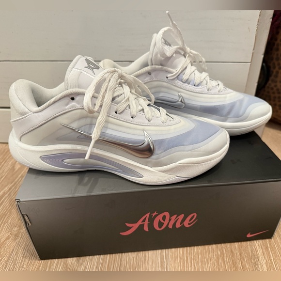 Nike A’One “OG Pearl” Basketball Shoes - Picture 3 of 11